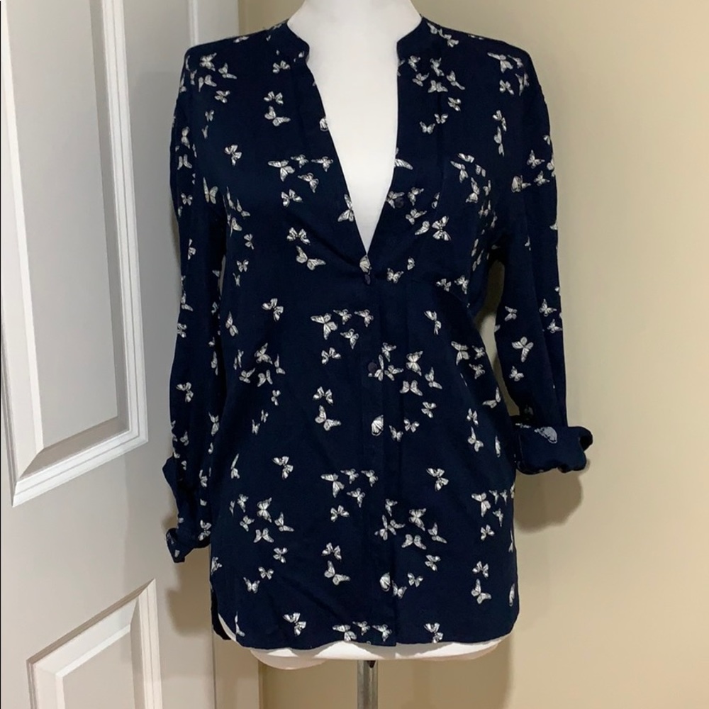 Primary button-down blue shirt butterfly print